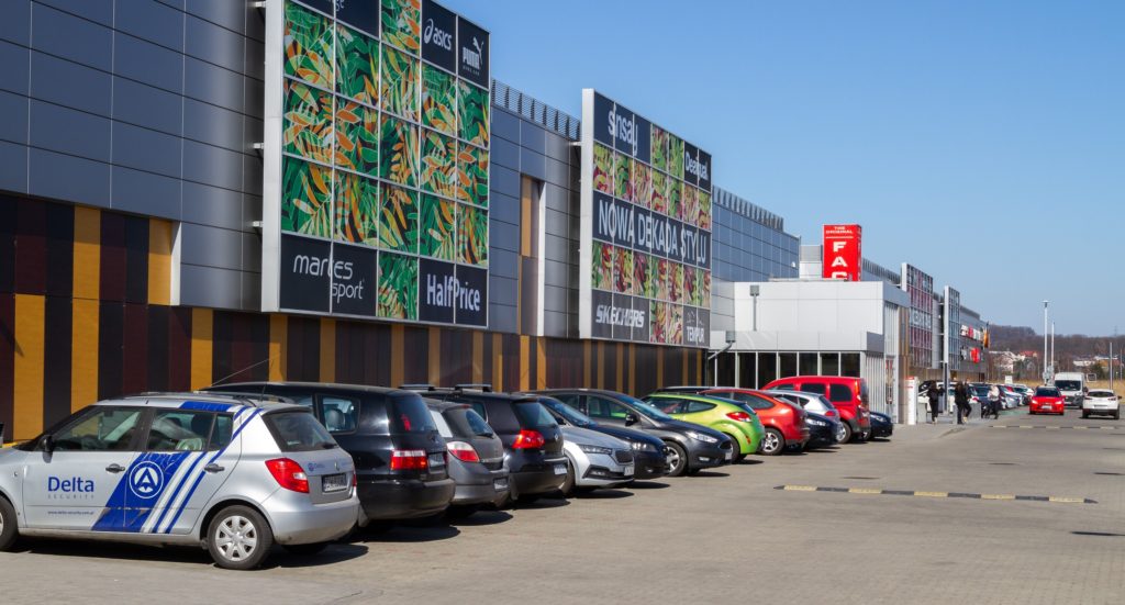 12125電気自動車(EV)充電器のキャッシュレス対応