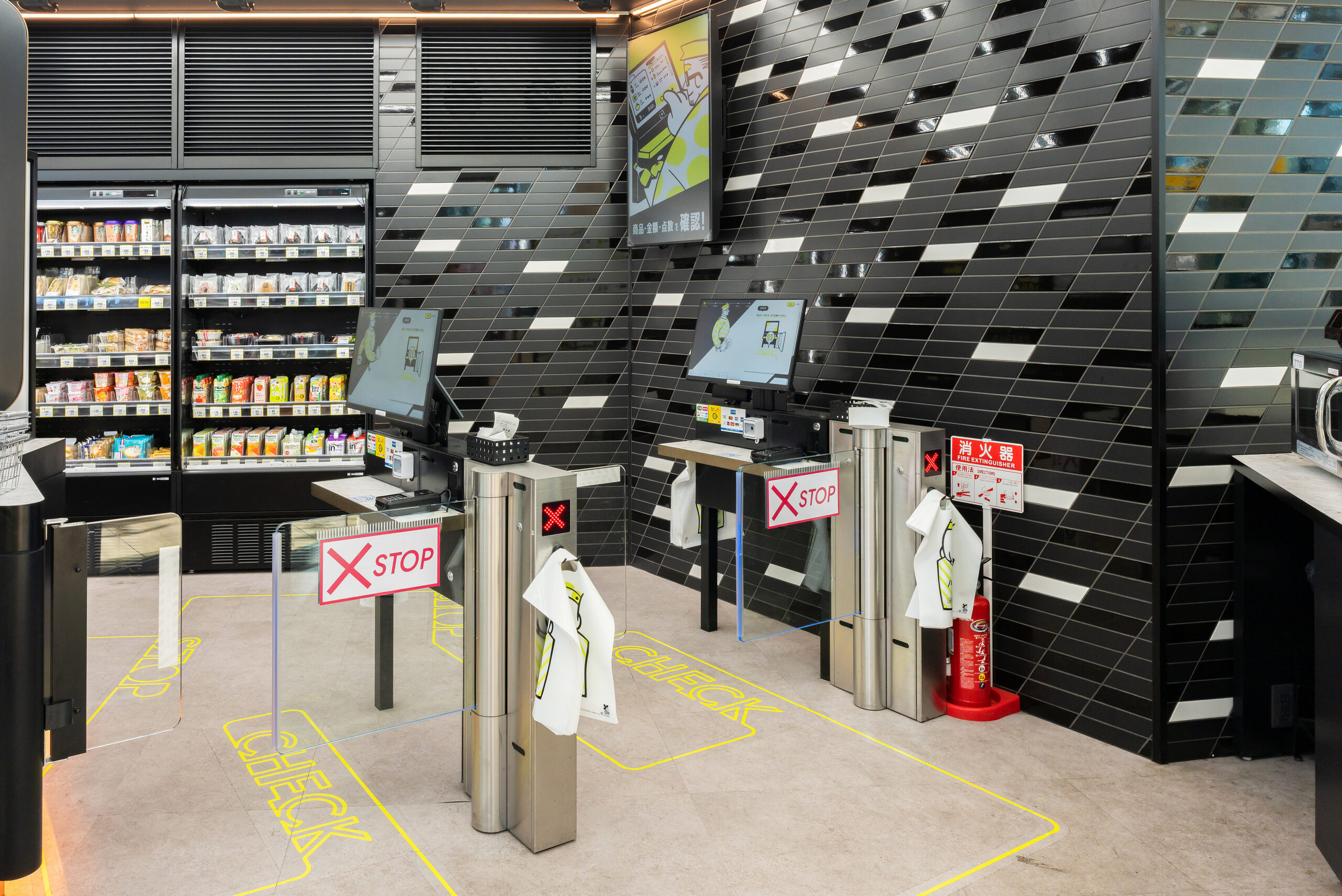 13951無人店舗の決済、セルフレジなど普及が進む